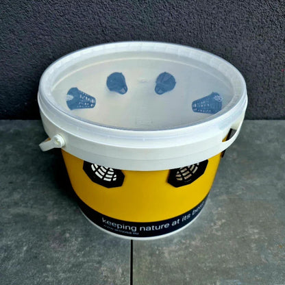 Muscado 11L, Fliegeneimer für den Außenbereich + 6 Köder